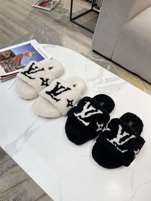 LV Slippers